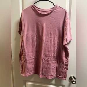 Pink men’s tee